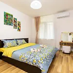 Bright And Modern 1bdr In By Flat Manаger Plovdiv